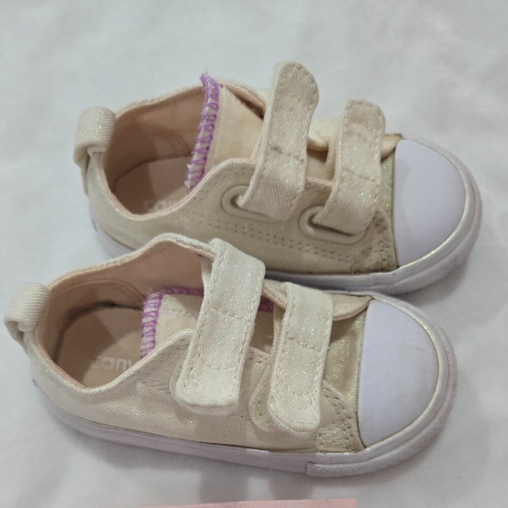 CONVERSE girls velcro shoes Toddler size 6